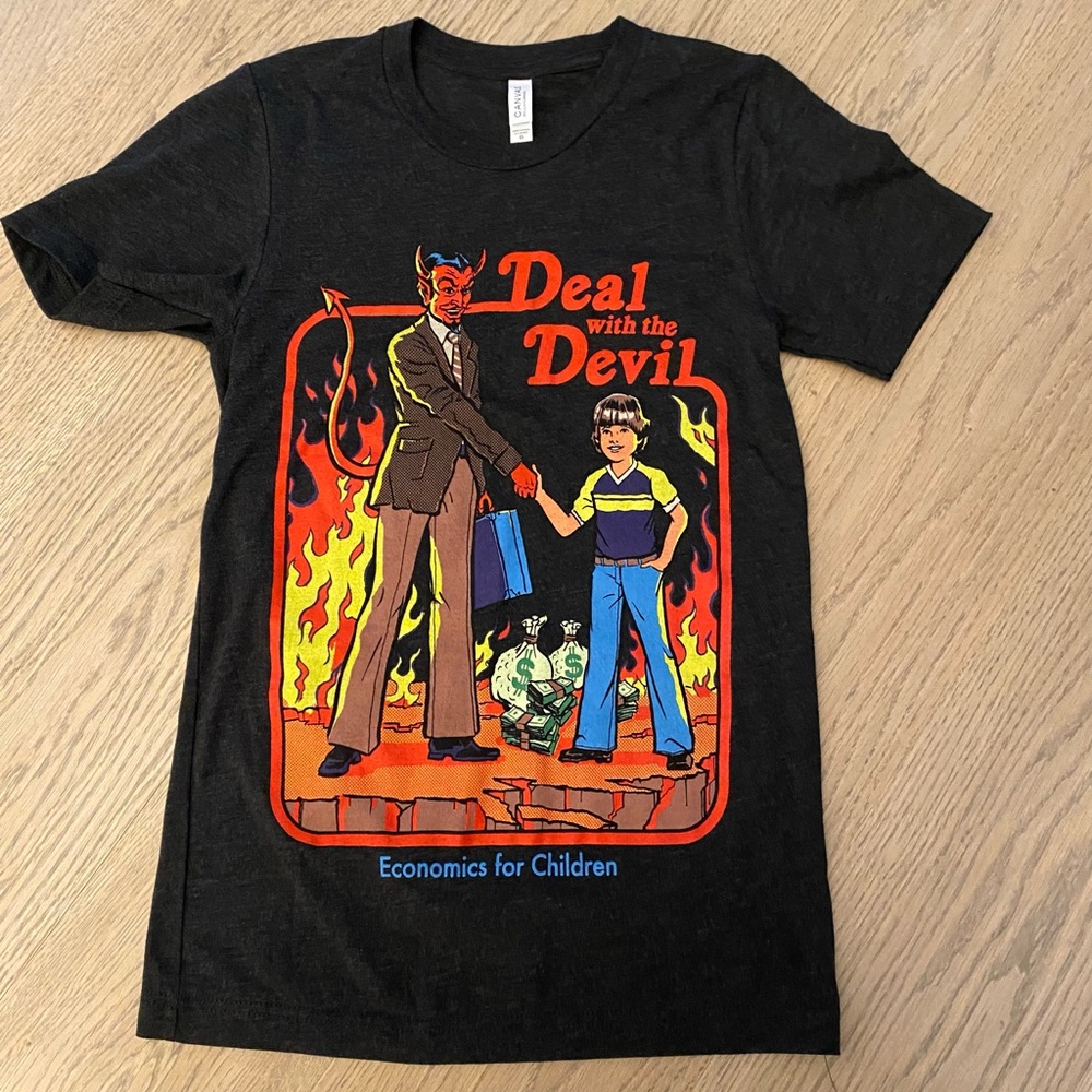 Graphic Devil Comic Tee